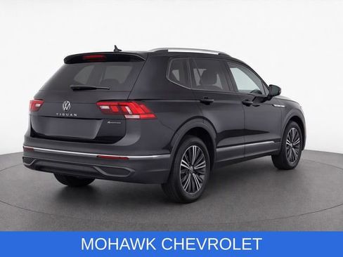 Used 2024 Volkswagen Tiguan Wolfsburg Edition AWD/4WD image 5
