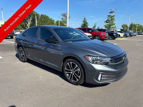 Used 2024 Volkswagen Jetta Sport FWD image 6