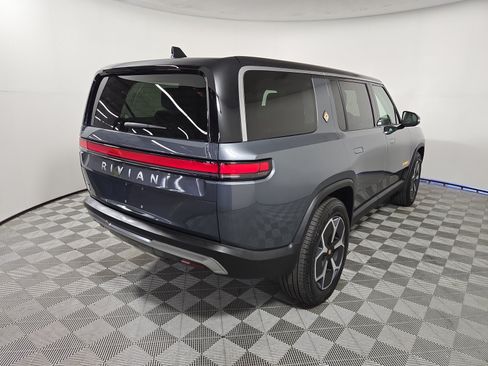 Used 2024 Rivian R1S Adventure AWD/4WD image 5