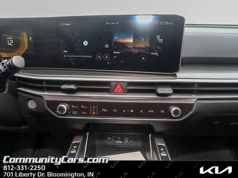 Certified 2025 Kia Sorento S w/ Panoramic Sunroof Package image 13