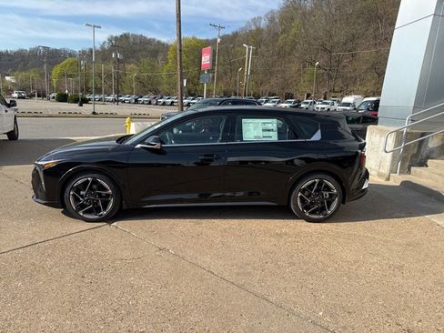 New 2026 Kia K4 GT-Line Turbo FWD image 4