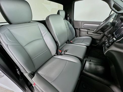 New 2026 RAM 2500 Tradesman AWD/4WD image 10