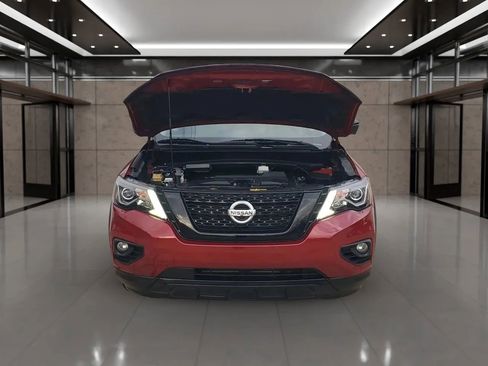 Used 2020 Nissan Pathfinder SL image 4