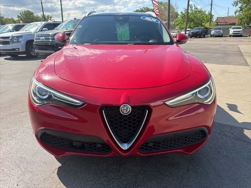 Used 2020 Alfa Romeo Stelvio AWD image 3