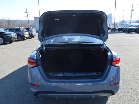 New 2025 Nissan Sentra SV image 9