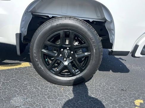 Used 2021 Chevrolet Silverado 1500 Custom w/ Rally Edition image 10