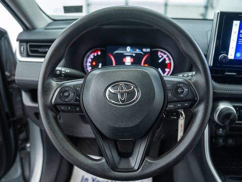 Certified 2025 Toyota RAV4 LE FWD image 29