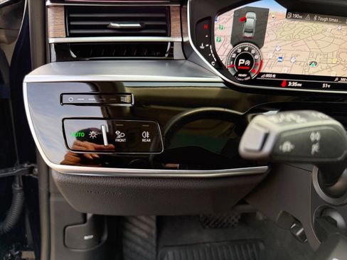 Used 2022 Audi A8 L 3.0T w/ Executive Package image 24
