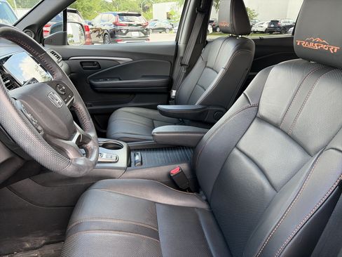 Used 2023 Honda Passport TrailSport image 19