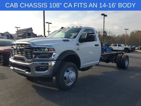 New 2026 RAM 5500 Tradesman w/ Chrome Appearance Group AWD/4WD image 3