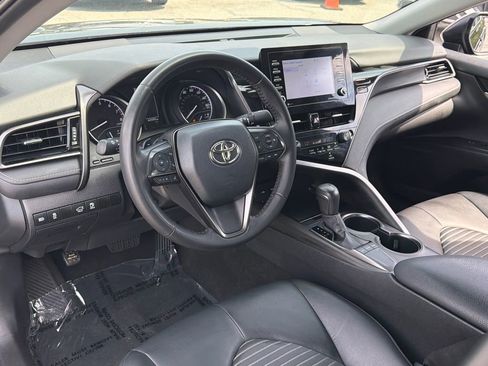 Used 2024 Toyota Camry SE w/ Convenience Package FWD image 15