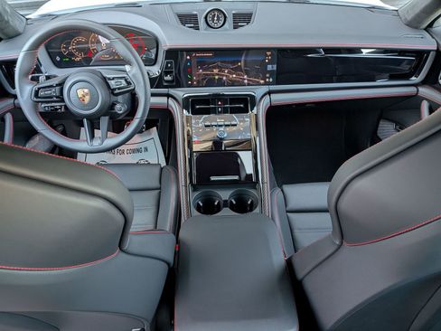 New 2026 Porsche Panamera GTS image 23