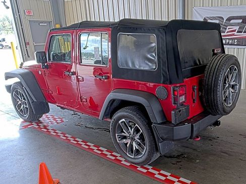 Used 2017 Jeep Wrangler Unlimited Sport w/ Mopar Black Appearance Group AWD/4WD image 4