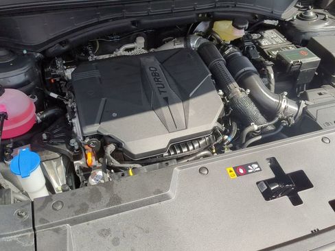 Used 2024 Hyundai Santa Fe Limited image 29