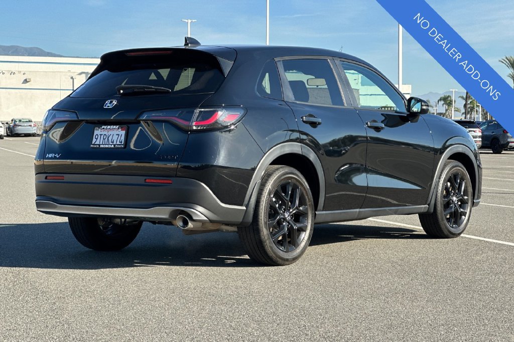 Certified 2025 Honda HR-V Sport image 4