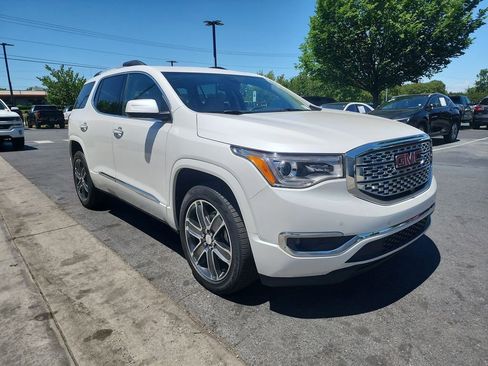 Certified 2019 GMC Acadia Denali w/ Technology Package FWD image 2