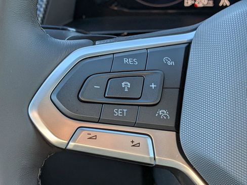 New 2026 Volkswagen Atlas Cross Sport SEL Premium R-Line image 19