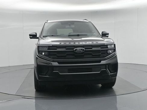 New 2026 Ford Expedition Max Platinum w/ Stealth Appearance Package image 56