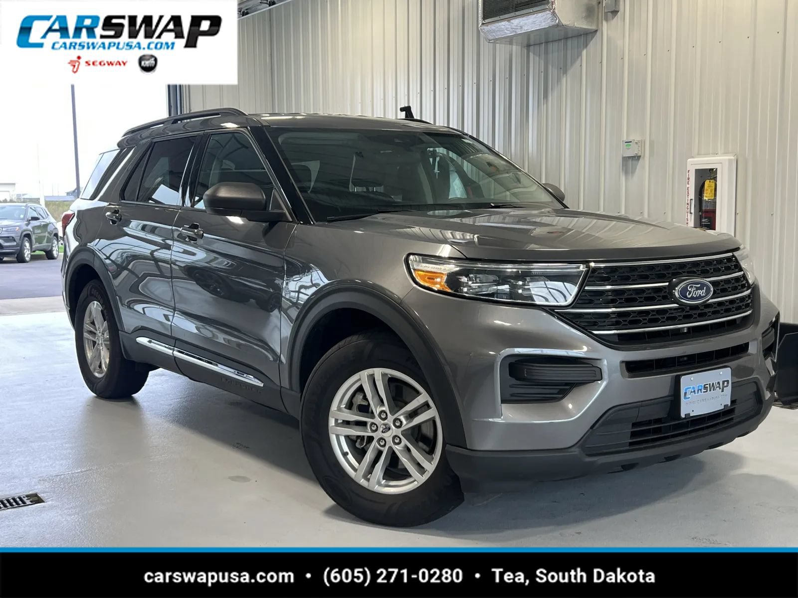 Used 2022 Ford Explorer XLT AWD/4WD image 1