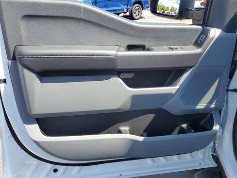 Used 2025 Ford F250 XL w/ STX Appearance Package image 8