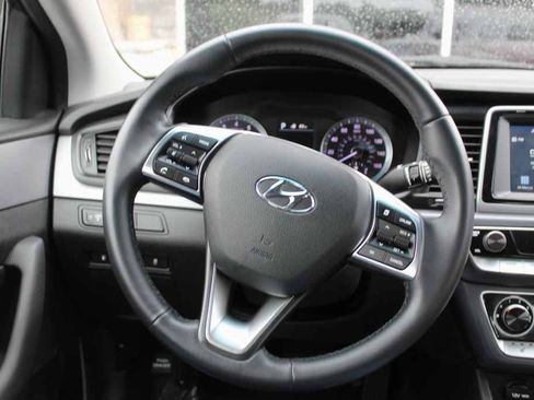 Used 2018 Hyundai Sonata SEL FWD image 15