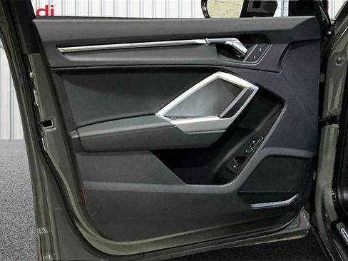 Certified 2024 Audi Q3 2.0T Premium w/ Convenience Package image 21