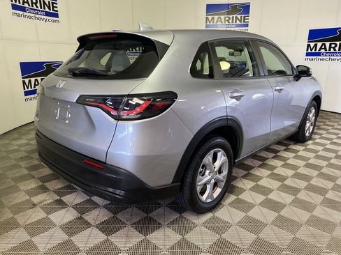 Used 2023 Honda HR-V LX image 13