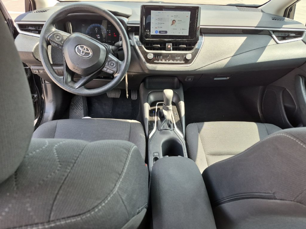 Used 2026 Toyota Corolla LE FWD image 13