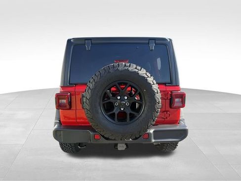 Used 2024 Jeep Wrangler Unlimited Sport AWD/4WD image 13