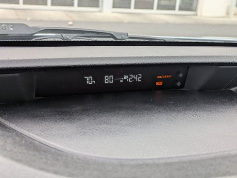 Used 2014 Subaru Outback 2.5i Limited w/ Moonroof Package image 21