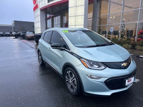Used 2019 Chevrolet Bolt Premier w/ Infotainment Package image 1