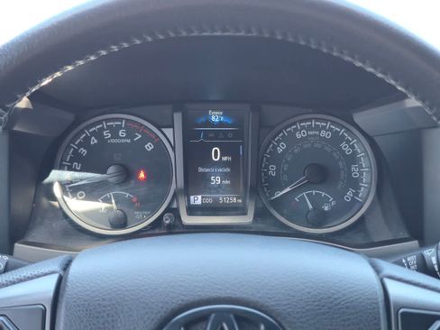 Used 2021 Toyota Tacoma TRD Off-Road w/ Technology Package AWD/4WD image 27