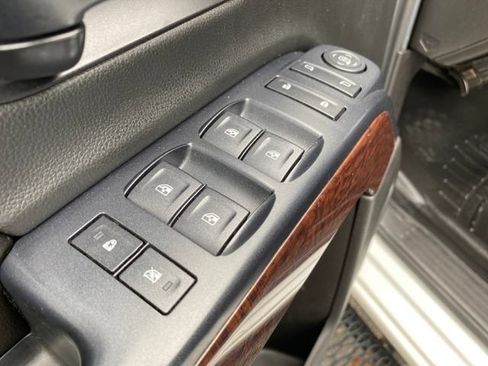 Used 2015 GMC Sierra 2500 SLE AWD/4WD image 17