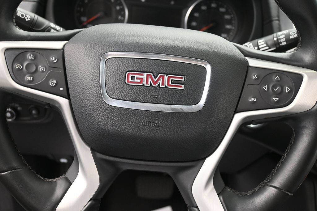 Used 2024 GMC Terrain SLT FWD image 12