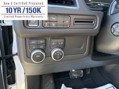 Used 2022 GMC Yukon SLT w/ SLT Luxury Package image 17