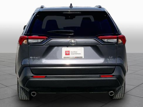 Used 2025 Toyota RAV4 LE AWD/4WD image 5