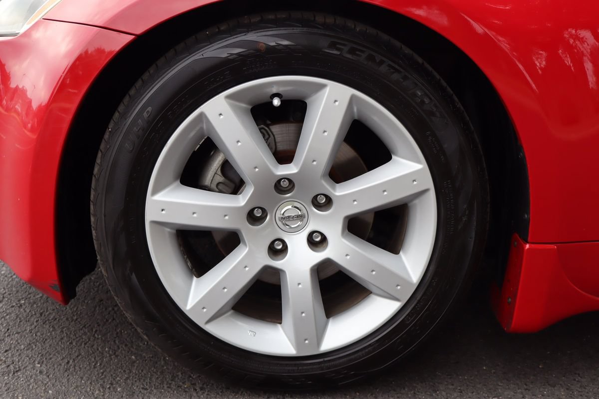 Used 2004 Nissan 350Z Enthusiast RWD image 43