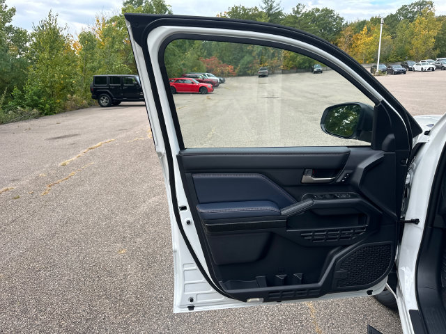 New 2026 Toyota 4Runner Platinum AWD/4WD image 23