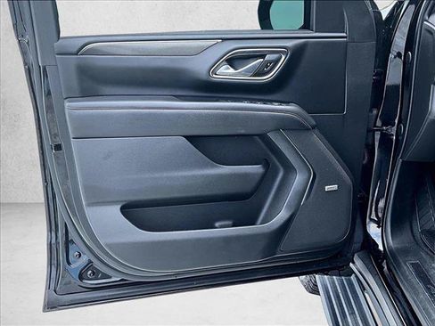 Used 2022 GMC Yukon AT4 AWD/4WD image 18