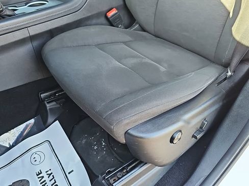 Used 2023 Dodge Durango SXT RWD image 34