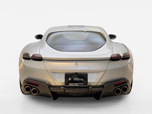 Used 2022 Ferrari Roma RWD image 10