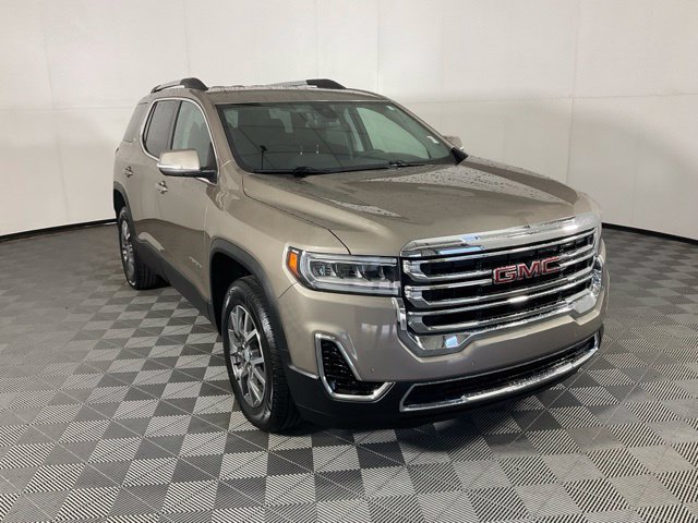 Used 2023 GMC Acadia SLE w/ Driver Convenience Package FWD image 3
