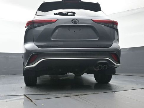 Certified 2023 Toyota Highlander XSE image 41