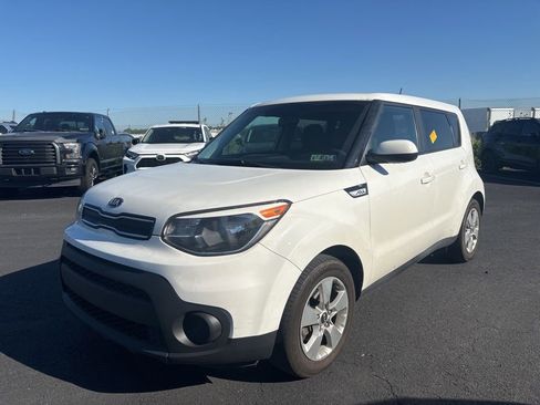Used 2018 Kia Soul FWD image 7