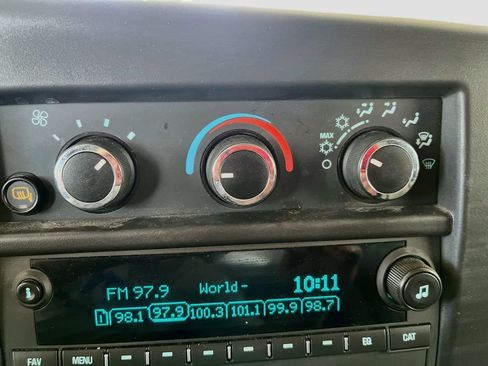 Used 2025 Chevrolet Express 2500 Extended w/ Driver Convenience Package RWD image 15