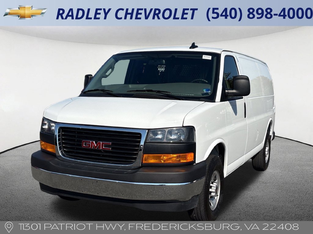 Used 2025 GMC Savana 2500 w/ Driver Convenience Package RWD image 1