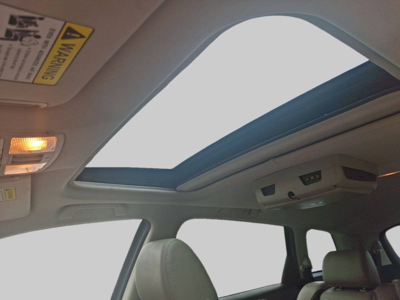 Used 2011 MAZDA CX-9 Grand Touring w/ Moonroof & Bose Audio Pkg AWD/4WD image 12