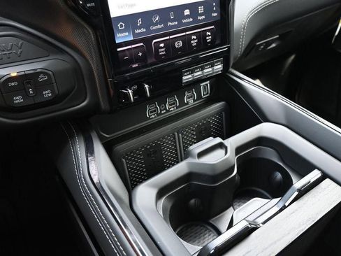 New 2026 RAM 2500 Limited image 12