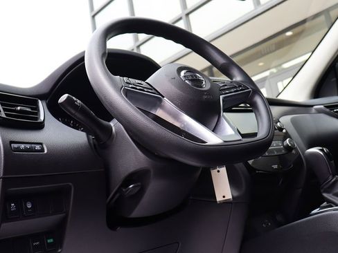 Used 2021 Nissan Rogue Sport S FWD image 40
