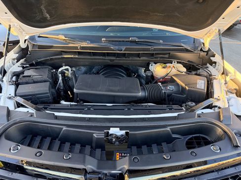 Used 2021 Cadillac Escalade Sport Platinum w/ LPO, ONYX Package image 23